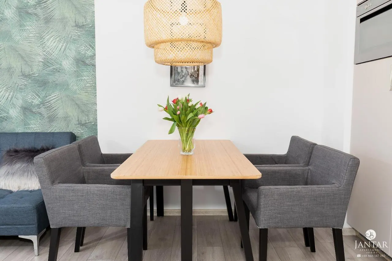 Jantar Apartamenty - Boutique Polanki Park Spa 코워브제크 0*,  폴란드